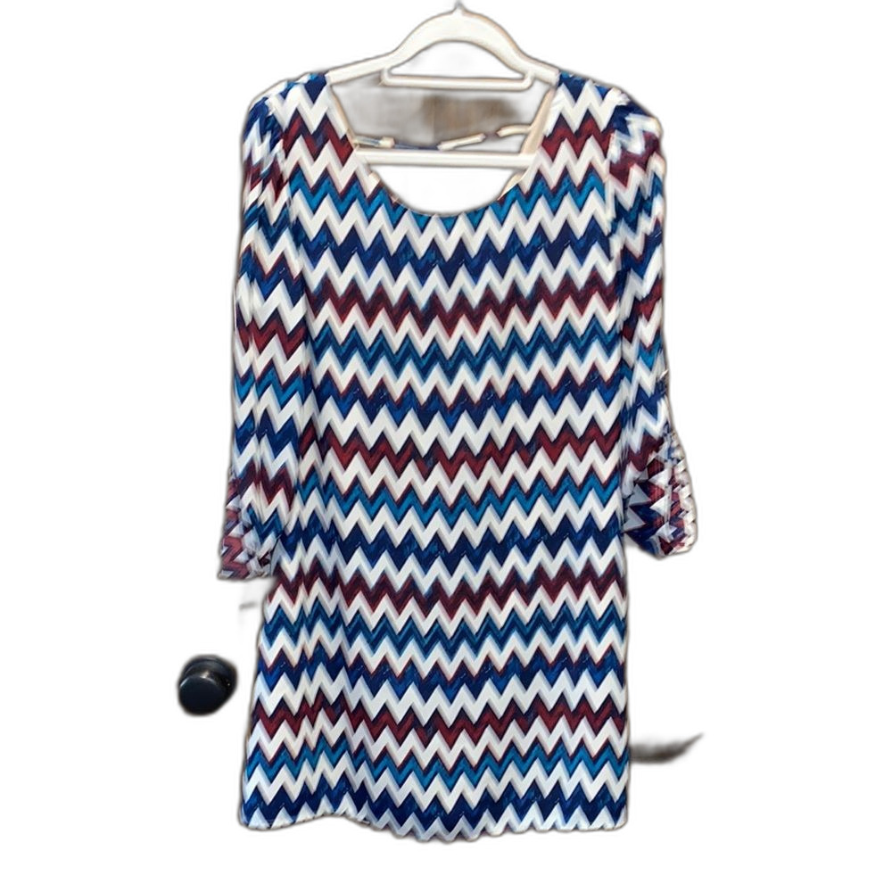 Speechless Dress Size Medium Burgundy Blue White Chevron Pattern 3/4 Sleeve Line